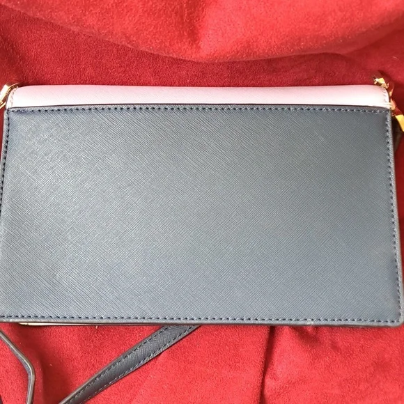 NEW Kate Spade Cameron Lavender /Navy and White Bag /Crossbody  EC - Picture 6 of 16